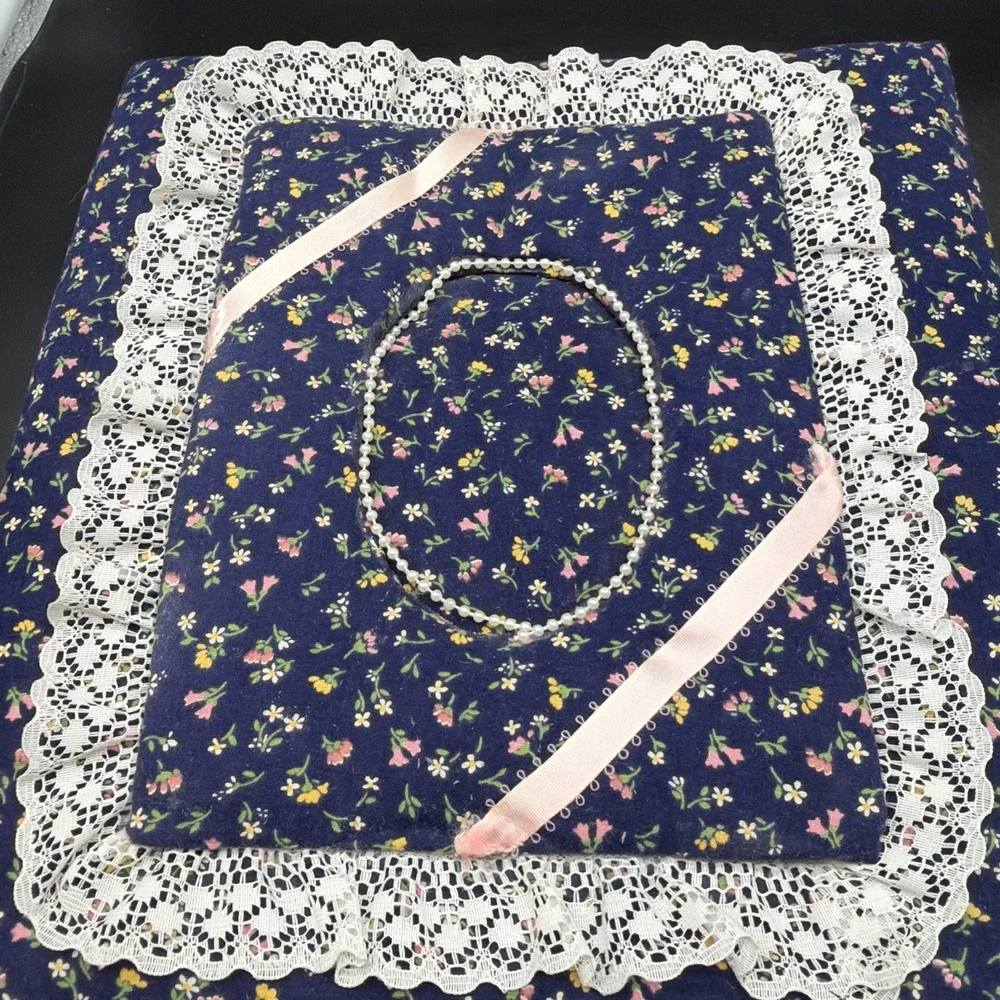 Vintage Puffy Fabric 80's Lace Floral Country Grannycore Photo Album Scrapbook